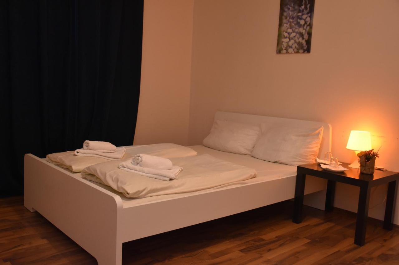 Hotel Schaum ดุสเซลดอร์ฟ ภายนอก รูปภาพ