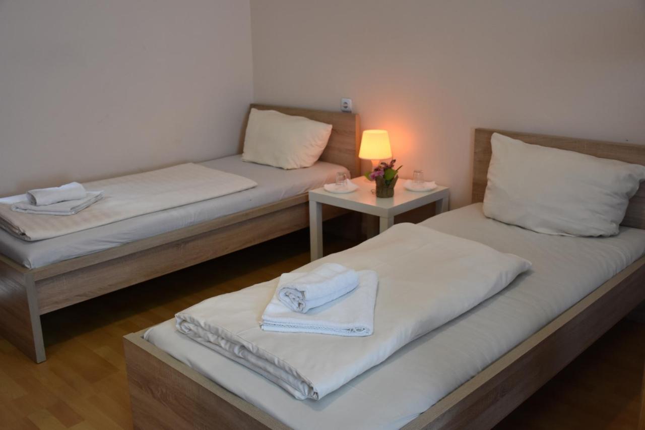 Hotel Schaum ดุสเซลดอร์ฟ ภายนอก รูปภาพ