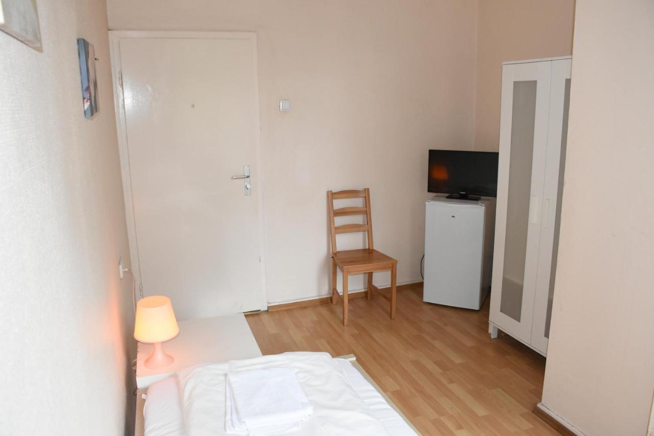 Hotel Schaum ดุสเซลดอร์ฟ ภายนอก รูปภาพ